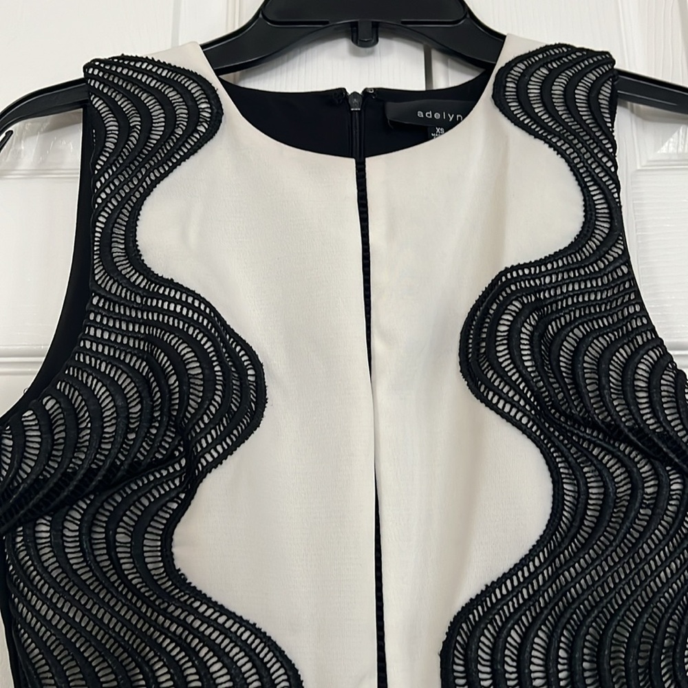 Vintage Color block Black And White 2 Tone Contrast Embroidery Accent Dress XS - Picture 5 of 15